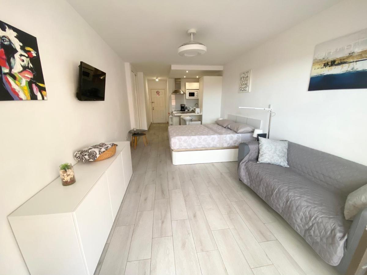 Top Floor, Panoramic Studio, Heated Pool Los Cristianos  Eksteriør billede